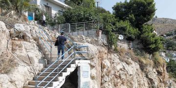 Σοκαρισμένο το Πέραμα: Ο βαφτισιμιός του τον σκότωσε και τον έκαψε