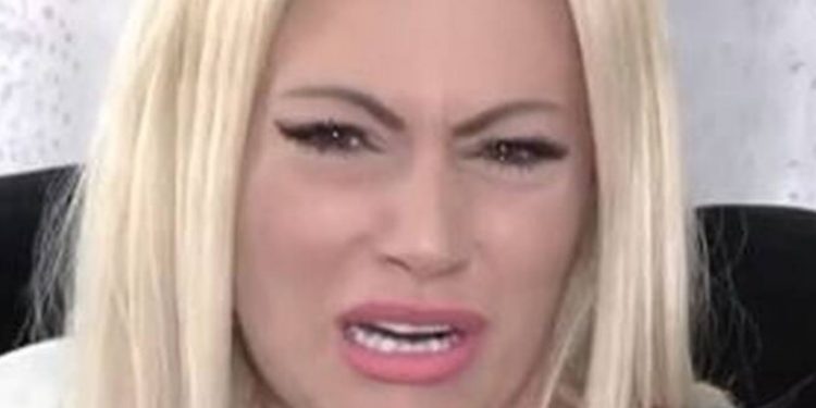 Alldaynews.gr «Λύγισε» το Γωγουλίνι – Τα κλάματα on camera