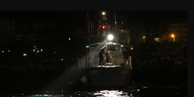 Alldaynews.gr Τραγωδία στη Λέσβο: Ανατροπή αλιευτικού σκάφους-Τρεις Αγνοούμενοι
