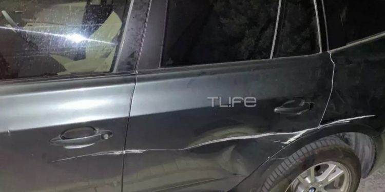 Alldaynews.gr Τροχαίο ατύχημα για γνωστό Έλληνα τραγουδιστή – Τον εγκατέλειψαν στο κέντρο της Γλυφάδας (pics)