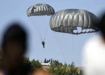Τραγωδία χθες το βράδυ στις Ένοπλες Δυνάμεις: Αλεξιπτωτιστής έχασε την ζωή του σε άσκηση