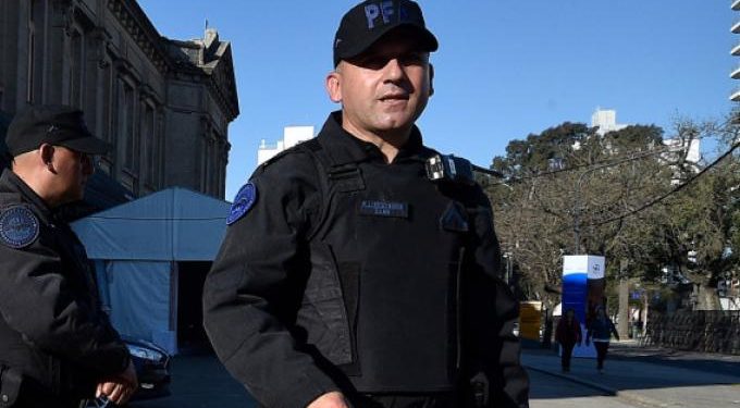 Alldaynews.gr Νεαρός ποδοσφαιριστής στη Βραζιλία σκότωσε τον πρόεδρο της ομάδας του!