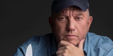 Alldaynews.gr “Εφιάλτης στην Κουζίνα”: Εκτός ορίων ο Μποτρίνι-Πιάστηκαν στα χέρια στο Πόρτο Ράφτη!