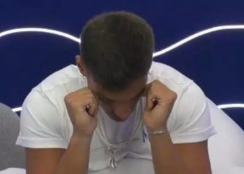 Πλάνταξε στο Big Brother! “Δεν θέλω να το δείξεις στην τηλεόραση”