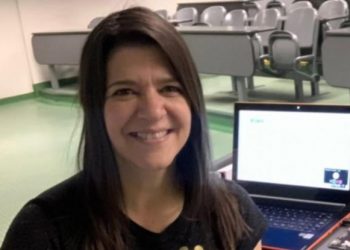 Κορωνοϊός: 46χρονη καθηγήτρια κατέρρευσε και πέθανε κατά τη διάρκεια διάλεξης