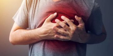 Alldaynews.gr Πιθανό έμφραγμα: Τι θα νιώσεις και ποια σημάδια απαγορεύεται να αγνοήσεις