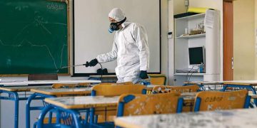 Alldaynews.gr Απολύμανση σχολείου
