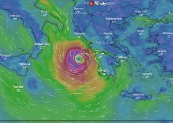 Αρναούτογλου: Τώρα χτυπάει την Ελλάδα ο «Ιανός»-Μακριά από αυτές τις ακτές