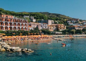 Τρώνε μόνο ό,τι παράγουν: Το χωριό της μακροζωίας που όλοι ζουν μέχρι τα 100