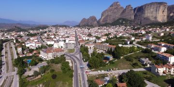 Alldaynews.gr Καλαμπάκα: Μπουνιές σε δημοτικό αστυνομικό επειδή έκοψε κλήση!