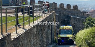 Alldaynews.gr ΠΡΙΝ ΛΙΓΟ στη Θεσσαλονίκη: 23χρονος έπεσε από τον Πύργο Τριγωνίου (pics)
