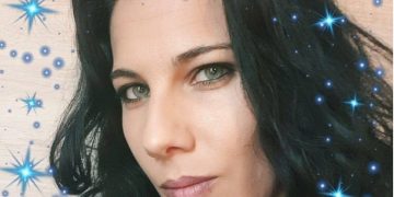 Η 30χρονη Μέγκι η γυναίκα που ξεψύχησε σε γκρεμό 100 μέτρων-Πρόσφατα βάπτισε το 4ο παιδί της[photos]