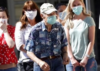 Κορονοϊός-Ελλάδα: Υποχρεωτική η μάσκα και σε Εξωτερικούς χώρους[Δειτε σε ποιές περιοχές]