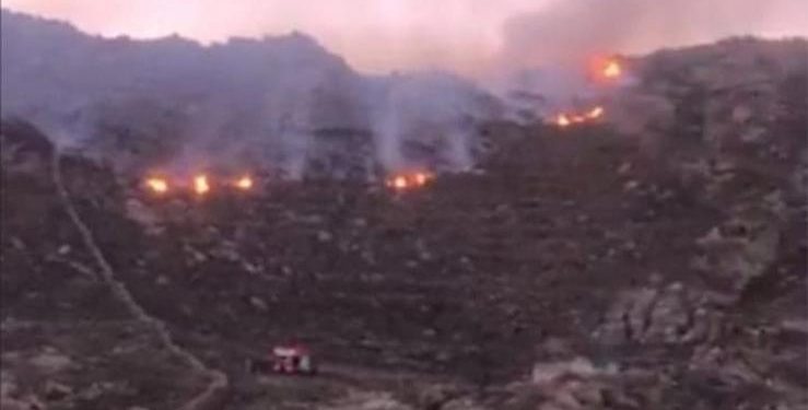 φωτιά στην Μύκονο, στην Άνω Μερά