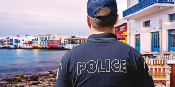 Alldaynews.gr Σοκ στην Μύκονο: Ληστεία και άγριος ξυλοδαρμός σε βάρος γνωστού επιχειρηματία (pics)