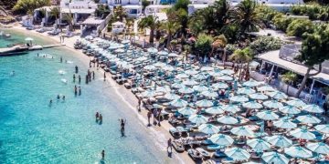 Alldaynews.gr Μύκονος: Λουκέτο σε «Nammos» και «Σκορπιό» – Φόβοι για δεκάδες κρούσματα κορωνοϊού