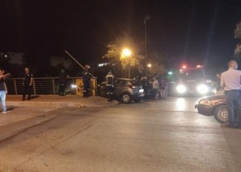 Αυτοκίνητο έριξε δυο παιδιά από γέφυρα ύψους 15 μέτρων στη Λάρισα (pics, video)