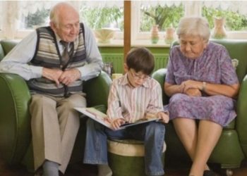 Χωρισμός: Και οι παππούδες θα πληρώνουν διατροφή για τα ανήλικα εγγόνια τους