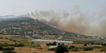 Alldaynews.gr Καίγεται η Πάρος! Ορατοί οι καπνοί και στη Νάξο