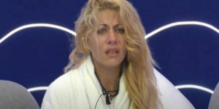 Alldaynews.gr Δύσκολες ώρες για την Άννα Μαρία Ψυχαράκη: Κινδυνεύει με πρόστιμο ως 20.000€