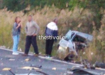 Καρφώθηκε σε νταλίκα – Ένας νεκρός στο τροχαίο έξω από την Θεσσαλονίκη (pics)