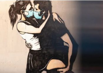 Διάσημος λοιμωξιολόγος: Kαλύτερα κάντε σ3ξ… μόνοι σας ή αλλιώς με μάσκα