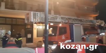 Alldaynews.gr ΠΡΙΝ ΑΠΟ ΛΙΓΟ: Έληξε το θρίλερ με τον πατέρα που απειλούσε να πετάξει τον γιο του – ΒΙΝΤΕΟ από την επιχείρηση