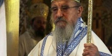 Alldaynews.gr Μητροπολίτης για κορωνοϊό: «Δεν αφήνει ο Θεός, άνθρωπέ μου, μέσα στο Ναό να μολυνθείς»