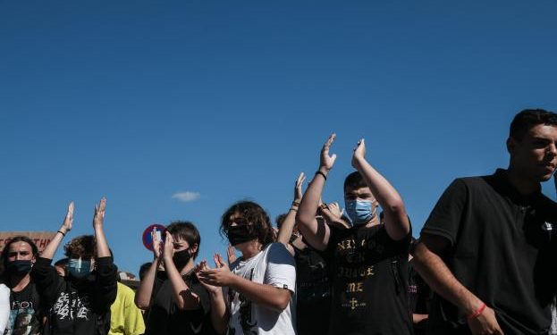 Μαθητής Γ γυμνασίου δικάζεται τη Δευτέρα για κακουργήματα – «Είναι γραμματέας 15μελούς, συνελήφθη στο σωρό»