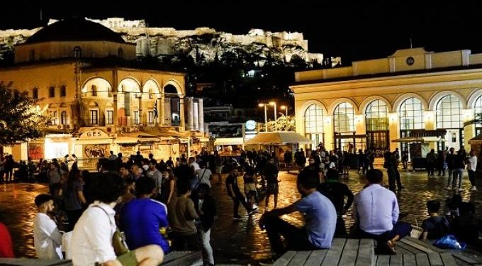 Αθήνα νύχτα Μοναστηράκι