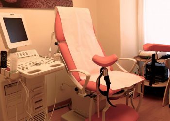 υπέρηχος γυναικολόγος έγκυος εγκυμοσύνη
