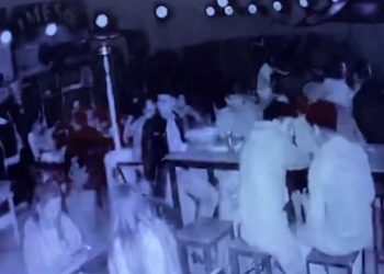 Έκρηξη θερμάστρας σε καφέ-μπαρ – Μία 19χρονη νεκρή, με σοβαρά εγκαύματα νεαροί (ΠΡΟΣΟΧΗ: ΣΚΛΗΡΟ ΒΙΝΤΕΟ)