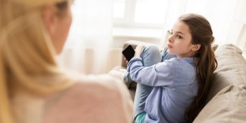 Alldaynews.gr «Έμεινα έγκυος χωρίς να το θέλω, απεχθάνομαι την κόρη μου και ψάχνω δικαιολογίες να μην είμαι μαζί της»