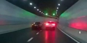 Alldaynews.gr Σύγκρουση αυτοκινήτων μέσα σε σήραγγα-Σκηνές που Σοκάρουν