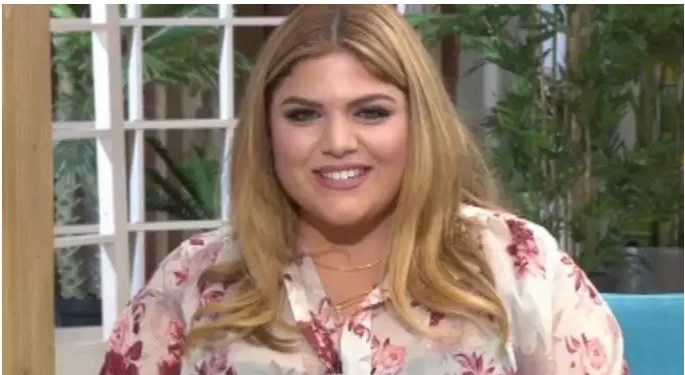 Η Αντιγόνη Ψυχράμη κατούρησε τον καναπέ της Δανάης Μπάρκα![video]