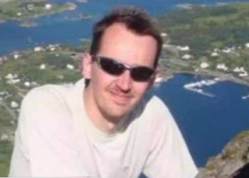 Αυτός είναι ο 47χρονος καθηγητής που αποκεφαλίστηκε