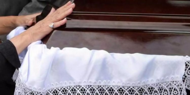 Alldaynews.gr Τραγικό: Έθαβαν τον πατέρα τους και εκείνος ήταν ζωντανός!