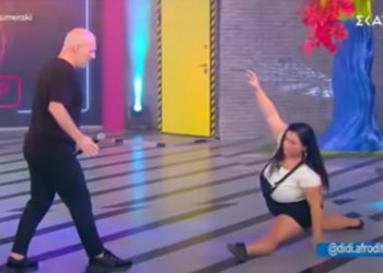 H Αφροδίτη “τρέλανε” τον Νίκο Μουτσινά με twerking και σπαγγάτο[video]