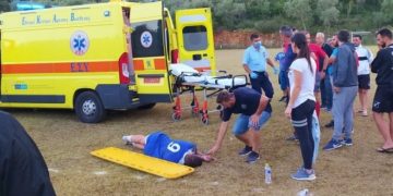 Τραγικές στιγμές σto Πρωτάθλημα Γ κατηγορίας: Κατέρρευσε ποδοσφαιριστής μέσα στο γήπεδο[photos]