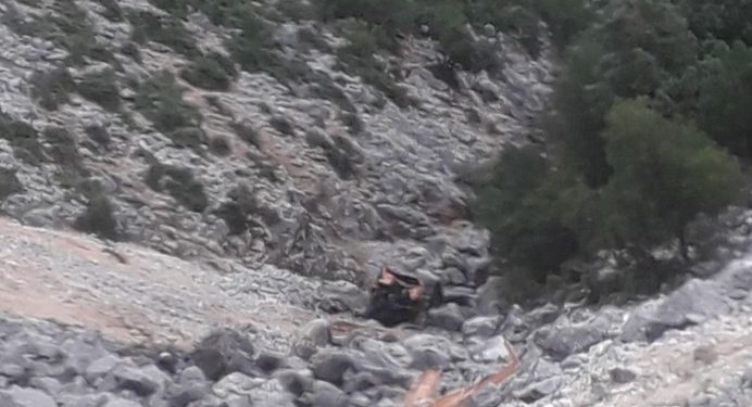 Τραγωδία στο Αγρίνιο: Δύο νεκροί από πτώση τρακτέρ σε χαράδρα 70 μέτρων[photo]