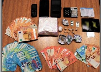 Βόλος: Συνελήφθησαν για κατοχή Ναρκωτικών