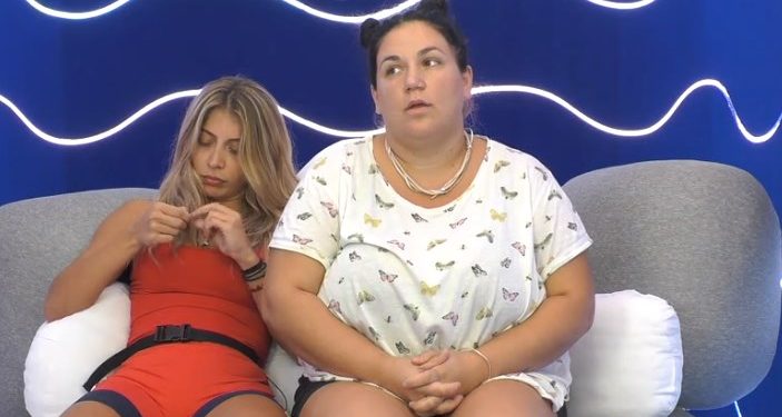 Το βίντεο μέσα από το μπάνιο που «καίει» Σοφία και Αφροδίτη