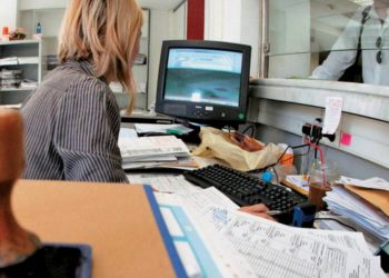 Καταγγελία: Ερωτηματολόγιο με ευαίσθητες ερωτήσεις “αν ακούνε φωνές”, αν παίρνουν αντισυλληπτικά και αν έχουν κάνει έκτρωση!