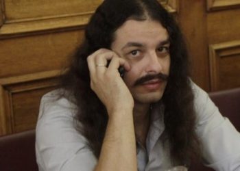 Δίκη ΧΑ-Πατέρας Μπαρμπαρούση: Το παιδί δουλεύει στα χωράφια και στα πρόβατα! Πληρώνει διατροφή 1500 ευρώ