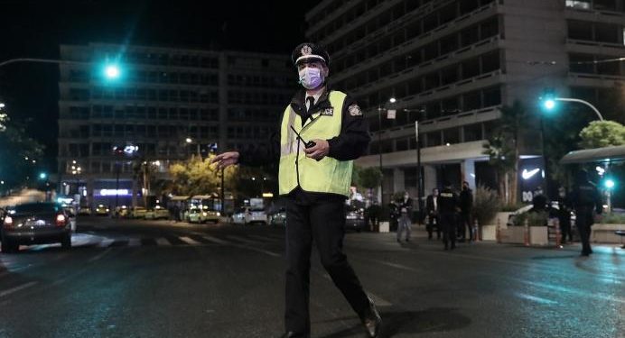 Alldaynews.gr Έρημες πόλεις η Αθήνα και η Θεσσαλονίκη μετά τα μεσάνυχτα (pics)