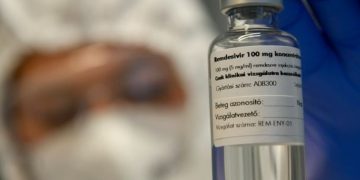 Alldaynews.gr Εγκρίθηκε το πρώτο φάρμακο κατά του κορονοϊού-Σοκάρει η τιμή του