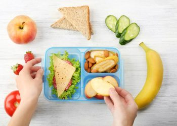 τάπερ, δεκατιανό, σνακ