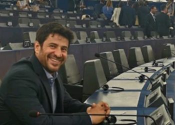 Αλέξης Γεωργούλης: Ως ευρωβουλευτής παίρνω 25.000 ευρώ το μήνα και όχι 20.000