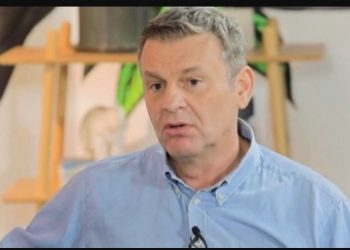 Απόστολος Γκλέτσος: Έκανε 9ωρη εγχείρηση καρδιάς χωρίς νάρκωση