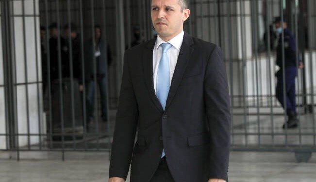 Μόλις Παραδόθηκε ο Ηλίας Κασιδιάρης